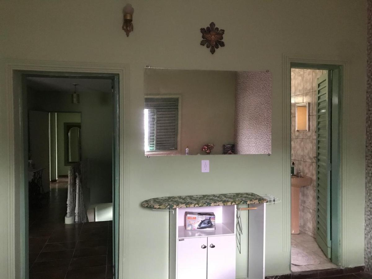 Hospedagem Casa Da Waldir, Quarto Suite 01 Goiás Eksteriør bilde